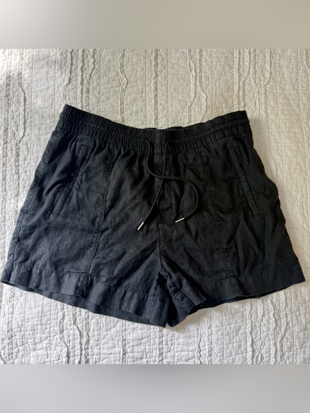 Athleta Retreat Linen M Black Shorts